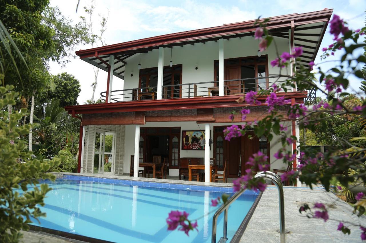 Villa A.Sms Induruwa Exterior foto